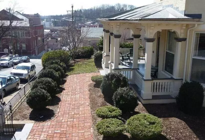 هتل Frederick House