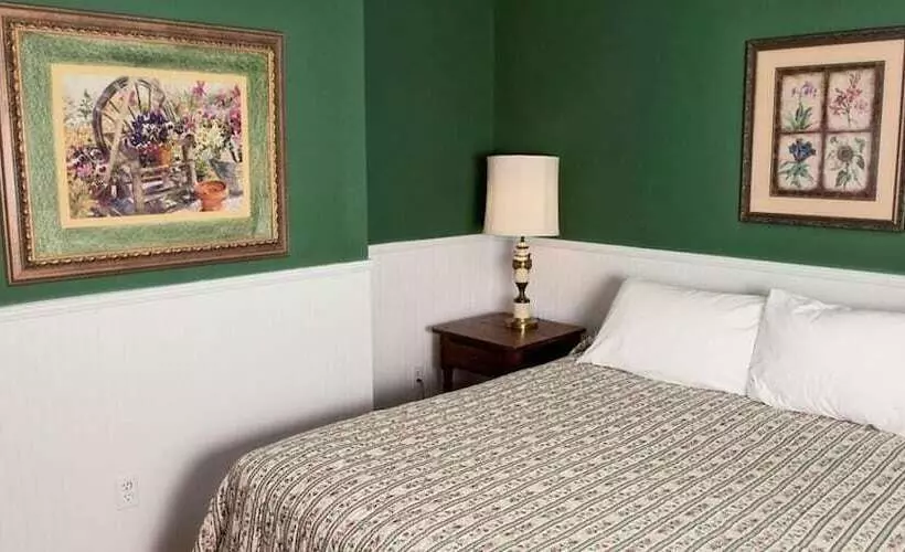 هتل Frederick House