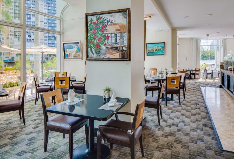 فندق Galleryone Doubletree Hilton Gc Turtle Cove