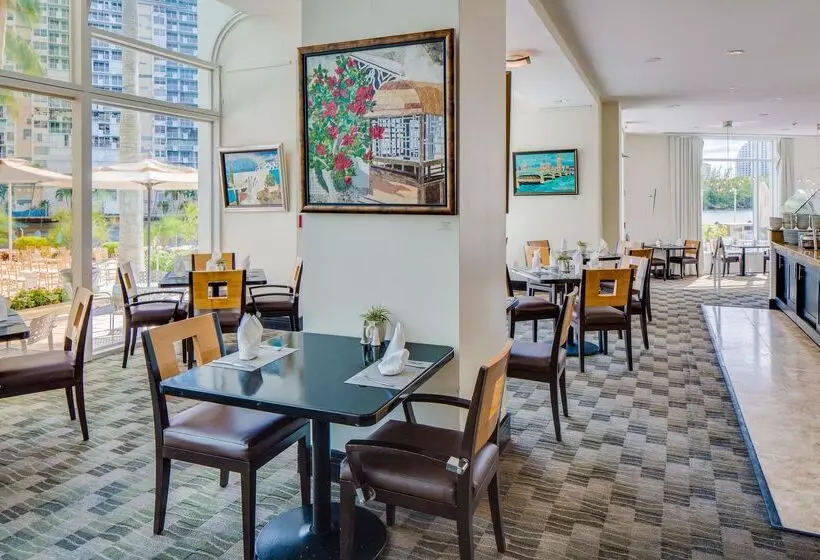 Hotel Galleryone Doubletree Hilton Gc Turtle Cove