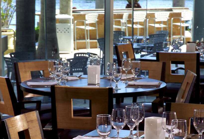 فندق Galleryone Doubletree Hilton Gc Turtle Cove