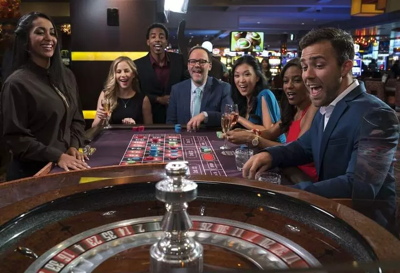 Golden Nugget Hotel & Casino Las Vegas