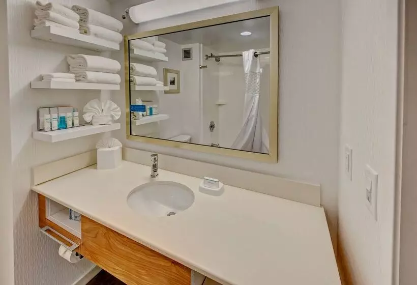 酒店 Hampton Inn Charlottesville