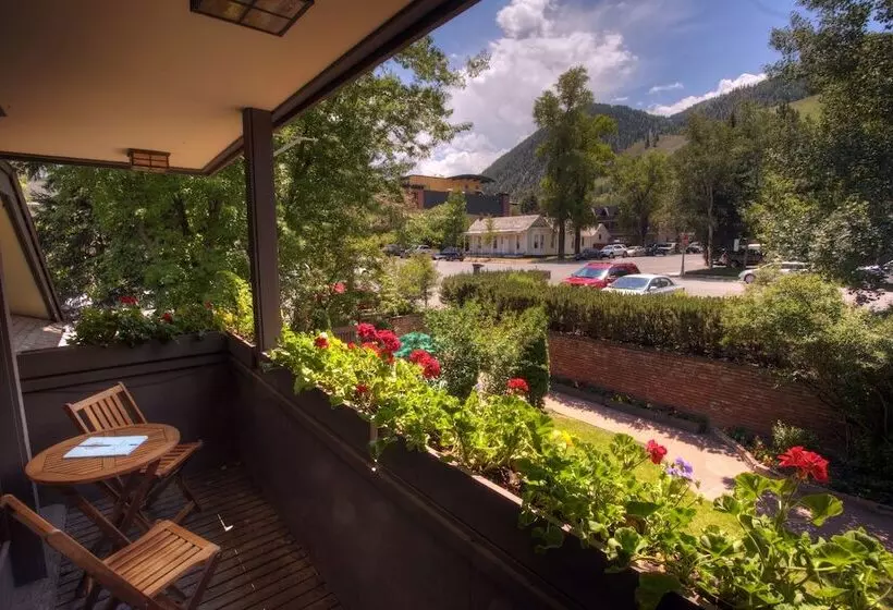 호텔 Hearthstone House