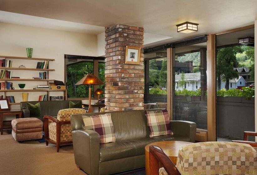 هتل Hearthstone House