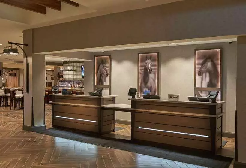 فندق Hilton Cincinnati Airport
