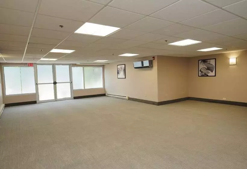 فندق Holiday Inn & Suites Chicago Carol Stream Wheaton, An Ihg