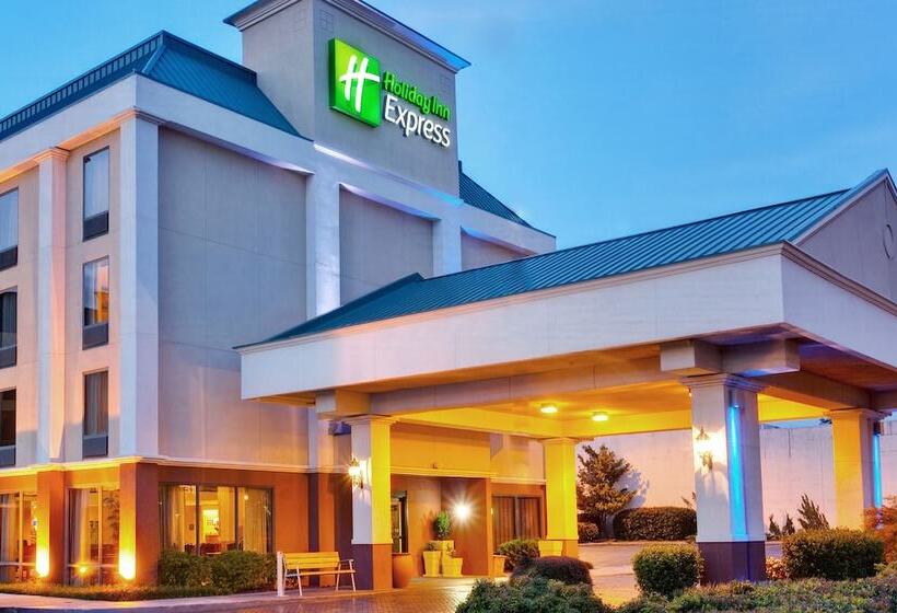 فندق Holiday Inn Express Memphis Medical Center   Midtown, An Ihg