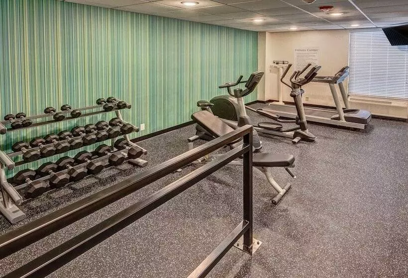 فندق Holiday Inn Express Memphis Medical Center Midtown, An Ihg