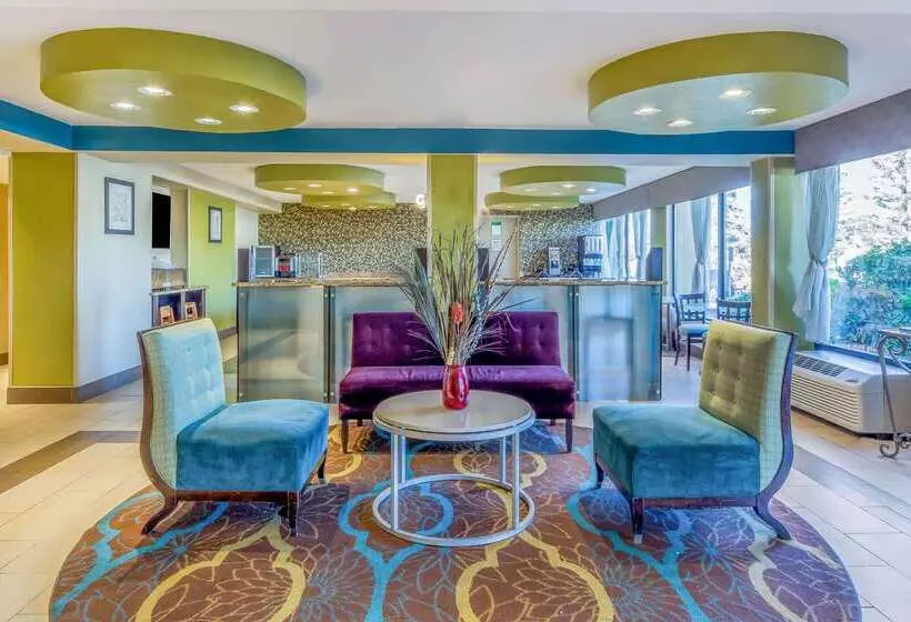 בית מלון כפרי La Quinta By Wyndham Oakland Airport Coliseum