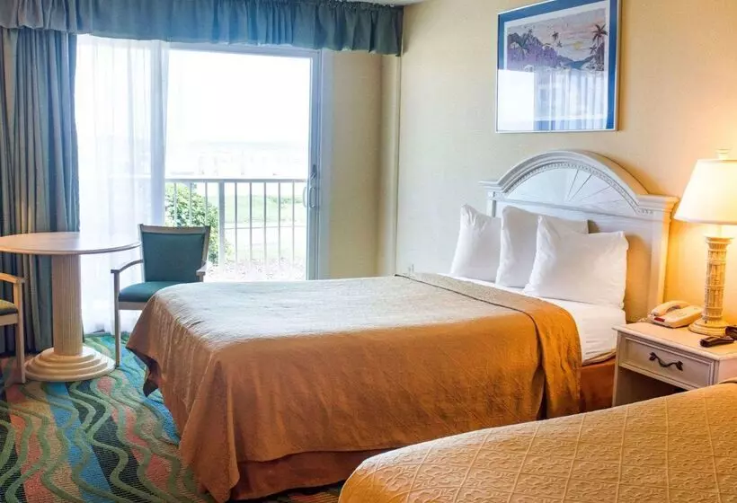 Отель Quality Inn & Suites Oceanfront