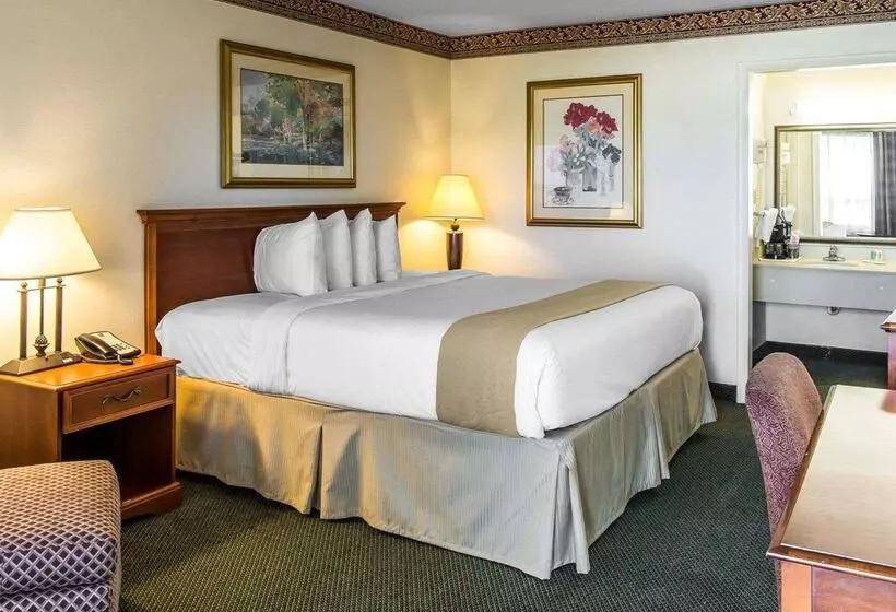 Hotell Quality Inn & Suites