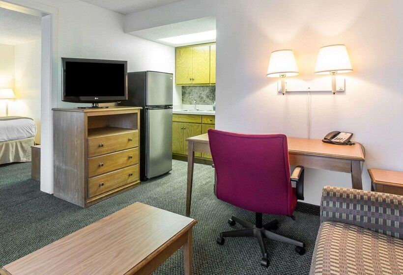 فندق Quality Inn & Suites