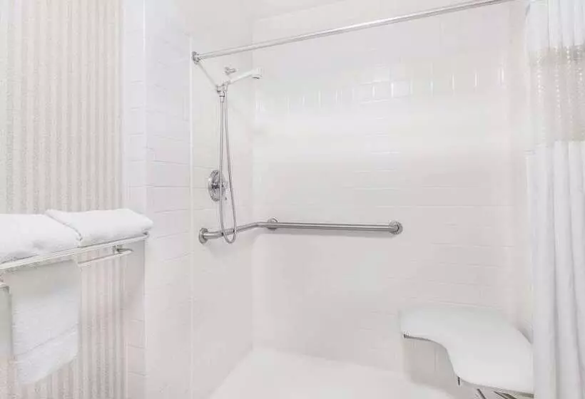 호텔 Ramada By Wyndham Macon