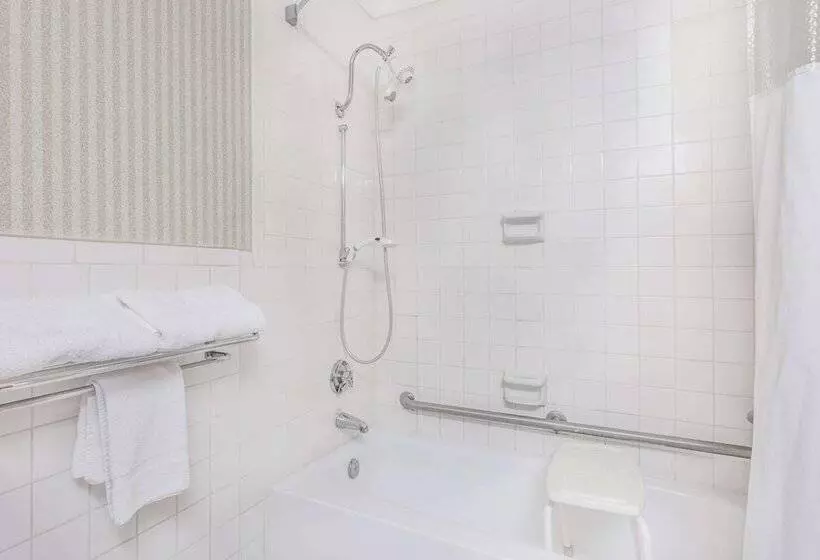 호텔 Ramada By Wyndham Macon