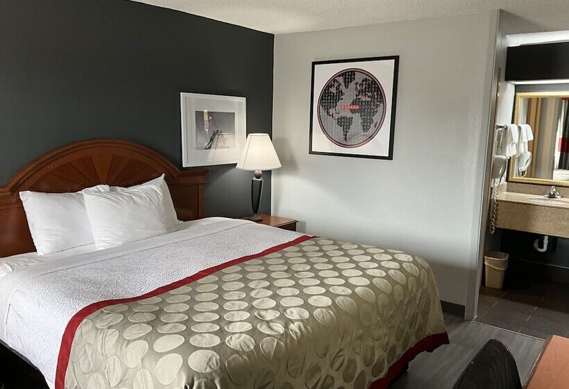 فندق Ramada By Wyndham Macon