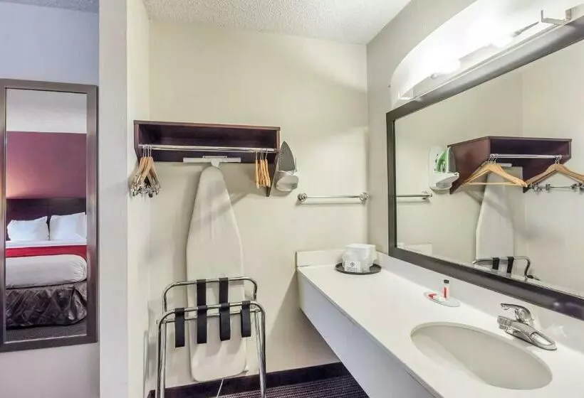 호텔 Ramada By Wyndham Salt Lake City North Temple