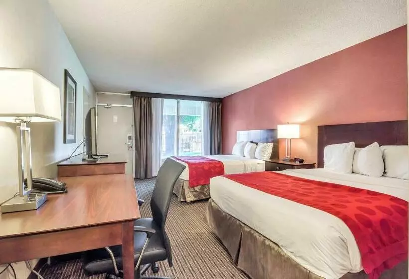 호텔 Ramada By Wyndham Salt Lake City North Temple