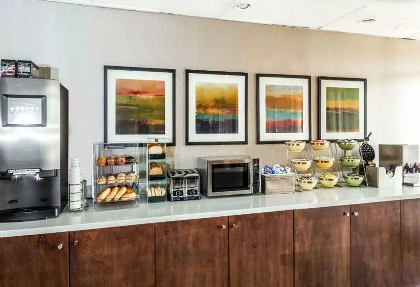 호텔 Ramada By Wyndham Salt Lake City North Temple