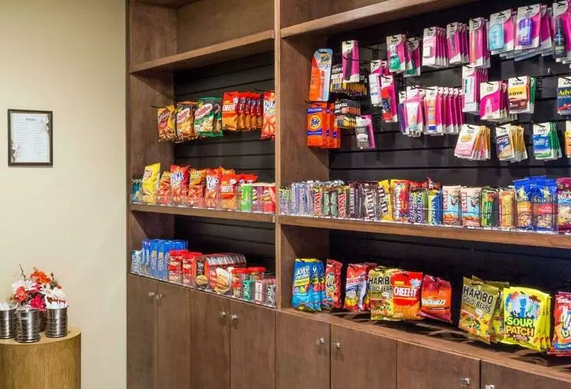 호텔 Ramada By Wyndham Salt Lake City North Temple