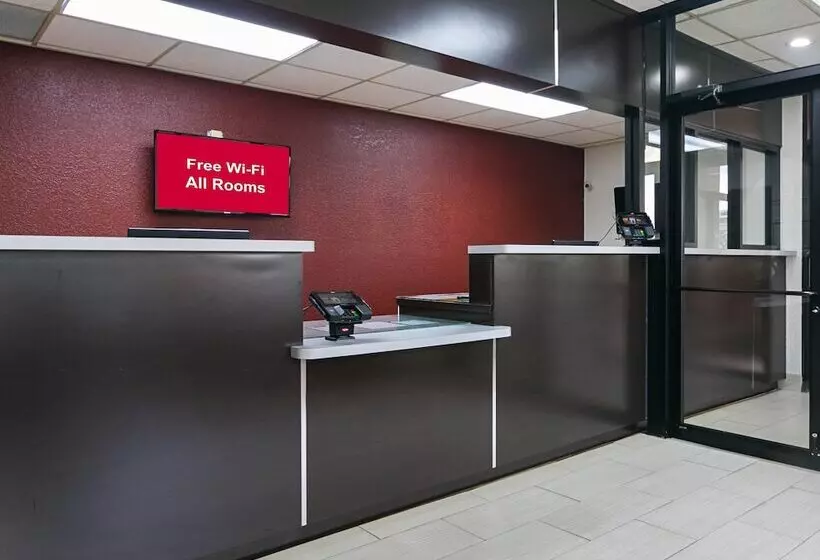 فندق Red Roof Inn Forsyth