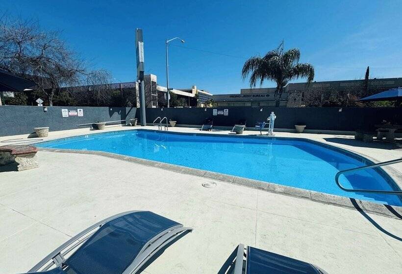 هتل Surestay By Best Western Fresno Central