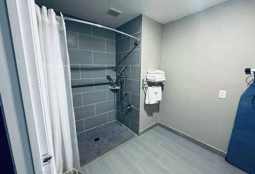 Szálloda Surestay By Best Western Fresno Central