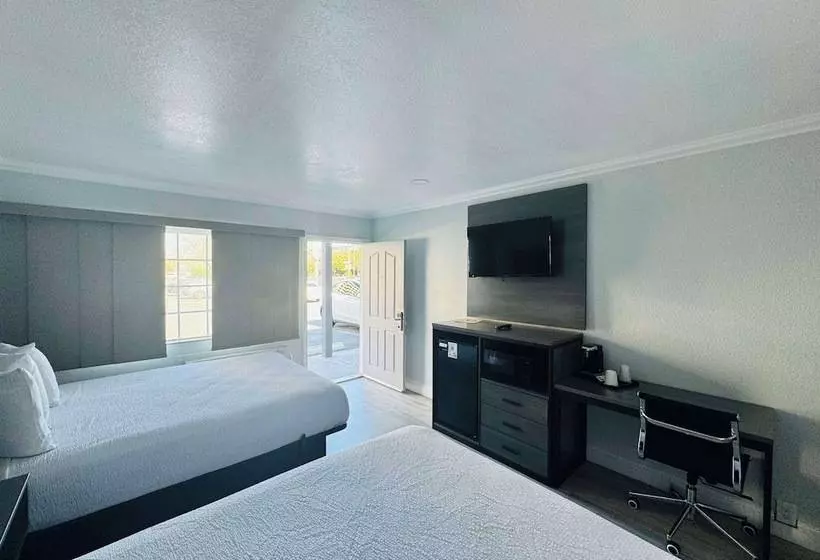 Szálloda Surestay By Best Western Fresno Central