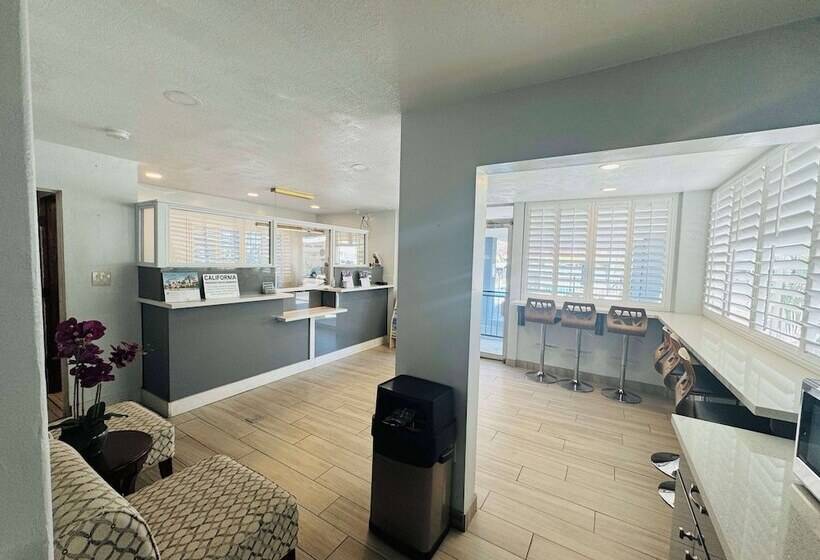 هتل Surestay By Best Western Fresno Central