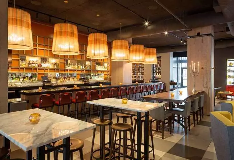 Otel The Logan Philadelphia Curio Collection By Hilton