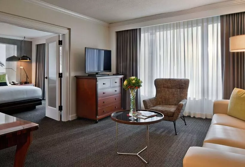 ホテル The Logan Philadelphia Curio Collection By Hilton