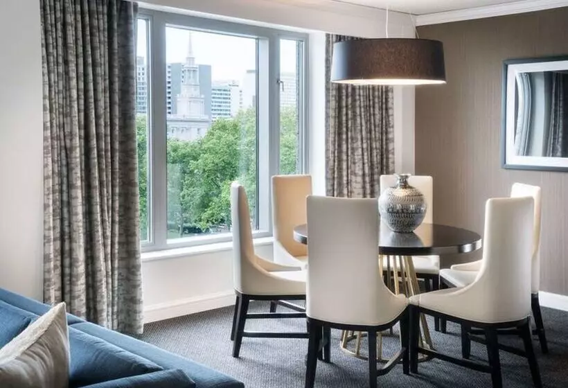 ホテル The Logan Philadelphia Curio Collection By Hilton