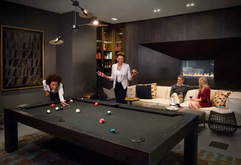 ホテル The Logan Philadelphia Curio Collection By Hilton