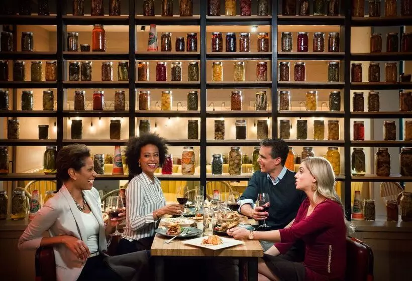 ホテル The Logan Philadelphia Curio Collection By Hilton