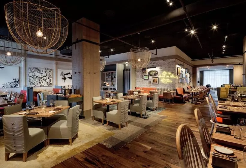 ホテル The Logan Philadelphia Curio Collection By Hilton