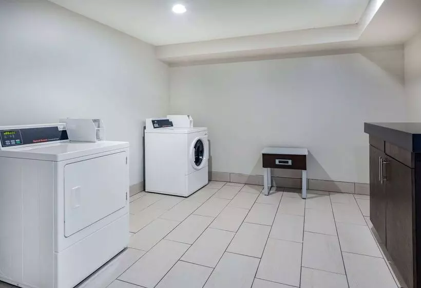 호텔 Wyndham Garden Kenosha Harborside