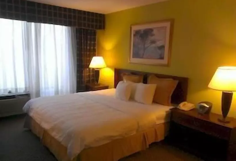 Akaza Hotel Richmond