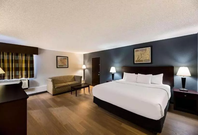 Clarion Hotel San Angelo Near Convention Center