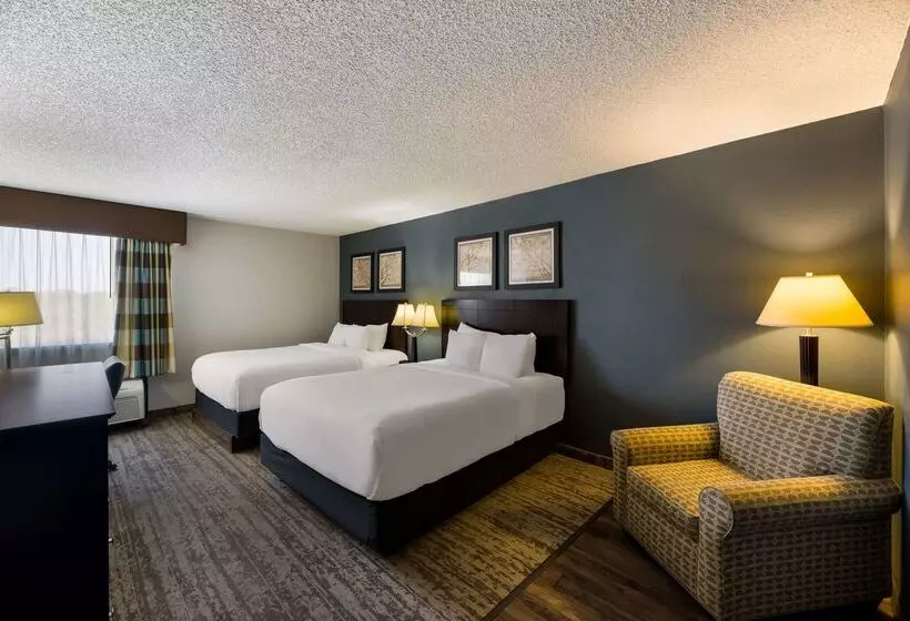 Clarion Hotel San Angelo Near Convention Center