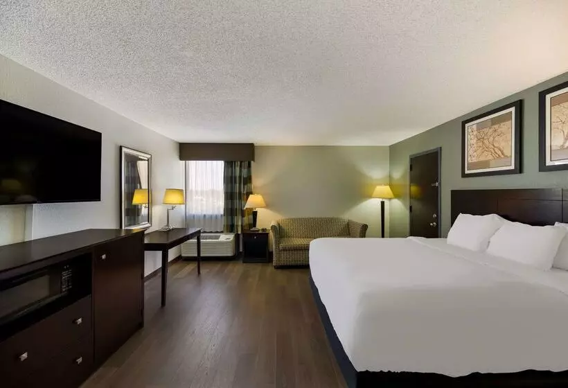 Clarion Hotel San Angelo Near Convention Center