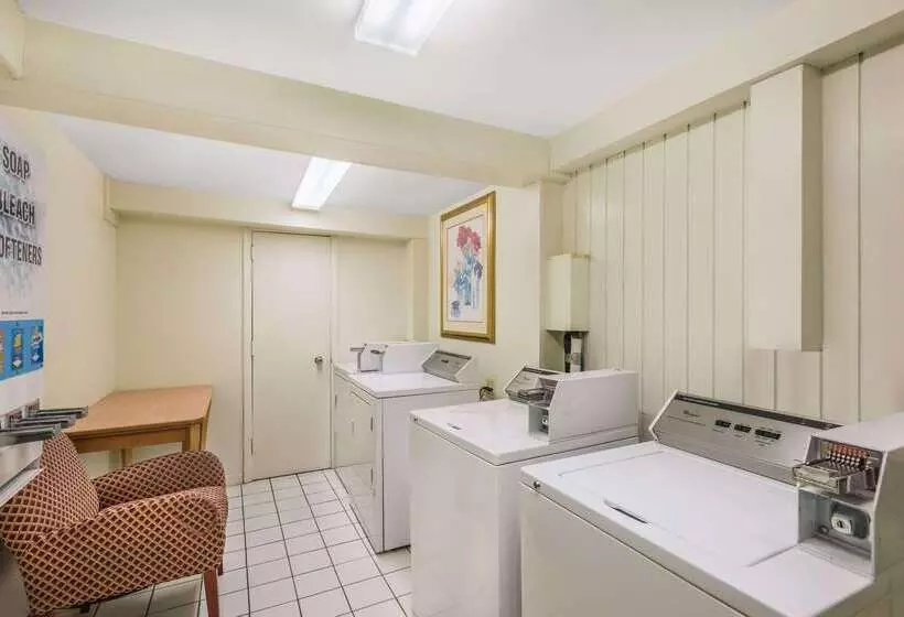 Hotel Days Inn By Wyndham Rutland/killington Area