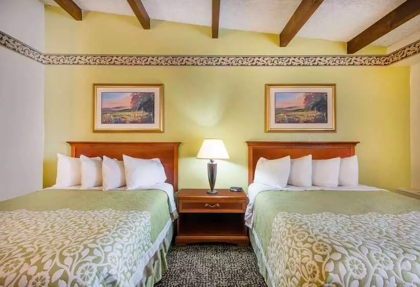 Hotel Days Inn By Wyndham Rutland/killington Area