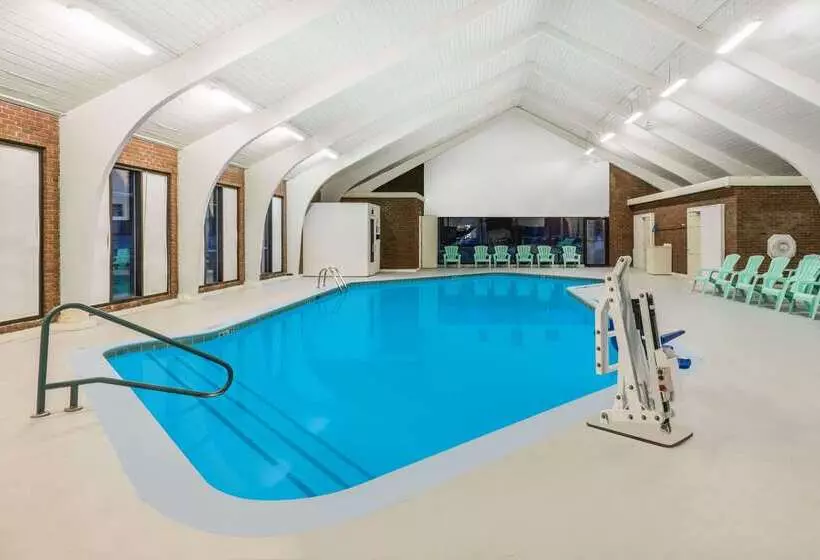 Hotel Days Inn By Wyndham Rutland/killington Area