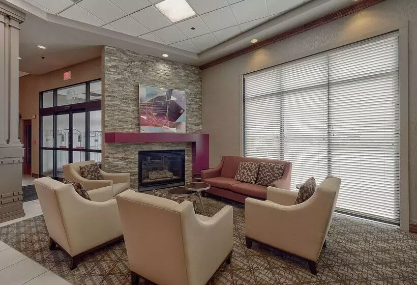 Doubletree By Hilton Hotel Bloomington