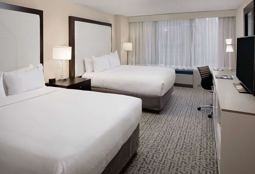 فندق Doubletree By Hilton  Chicago  Magnificent Mile