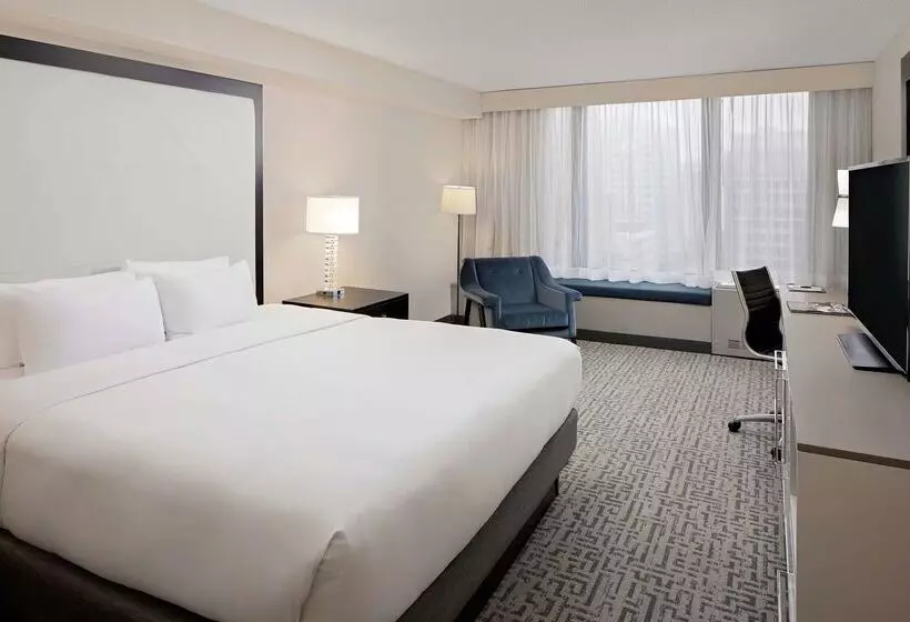 هتل Doubletree By Hilton  Chicago  Magnificent Mile
