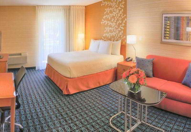 هتل Fairfield Inn And Suites By Marriott San Jose Airport