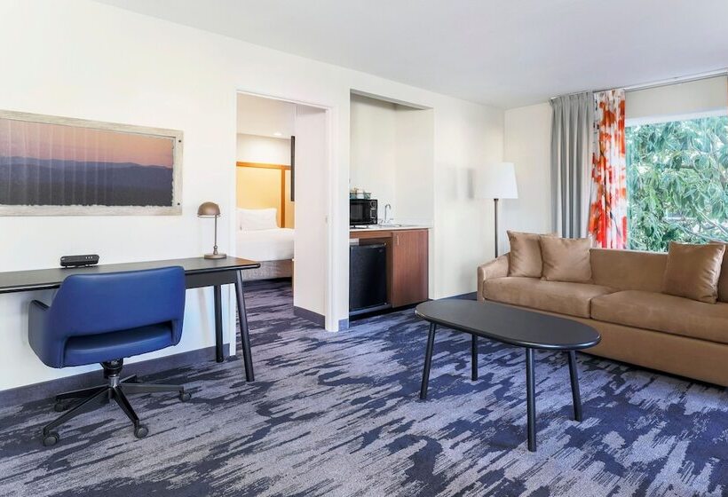 هتل Fairfield Inn And Suites By Marriott San Jose Airport