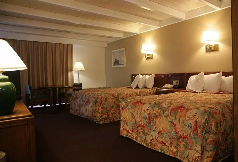 호텔 New Stanton Garden Inn