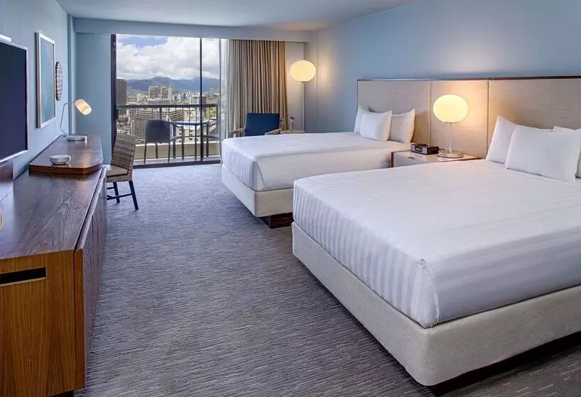 Отель Hyatt Regency Waikiki Beach Resort & Spa